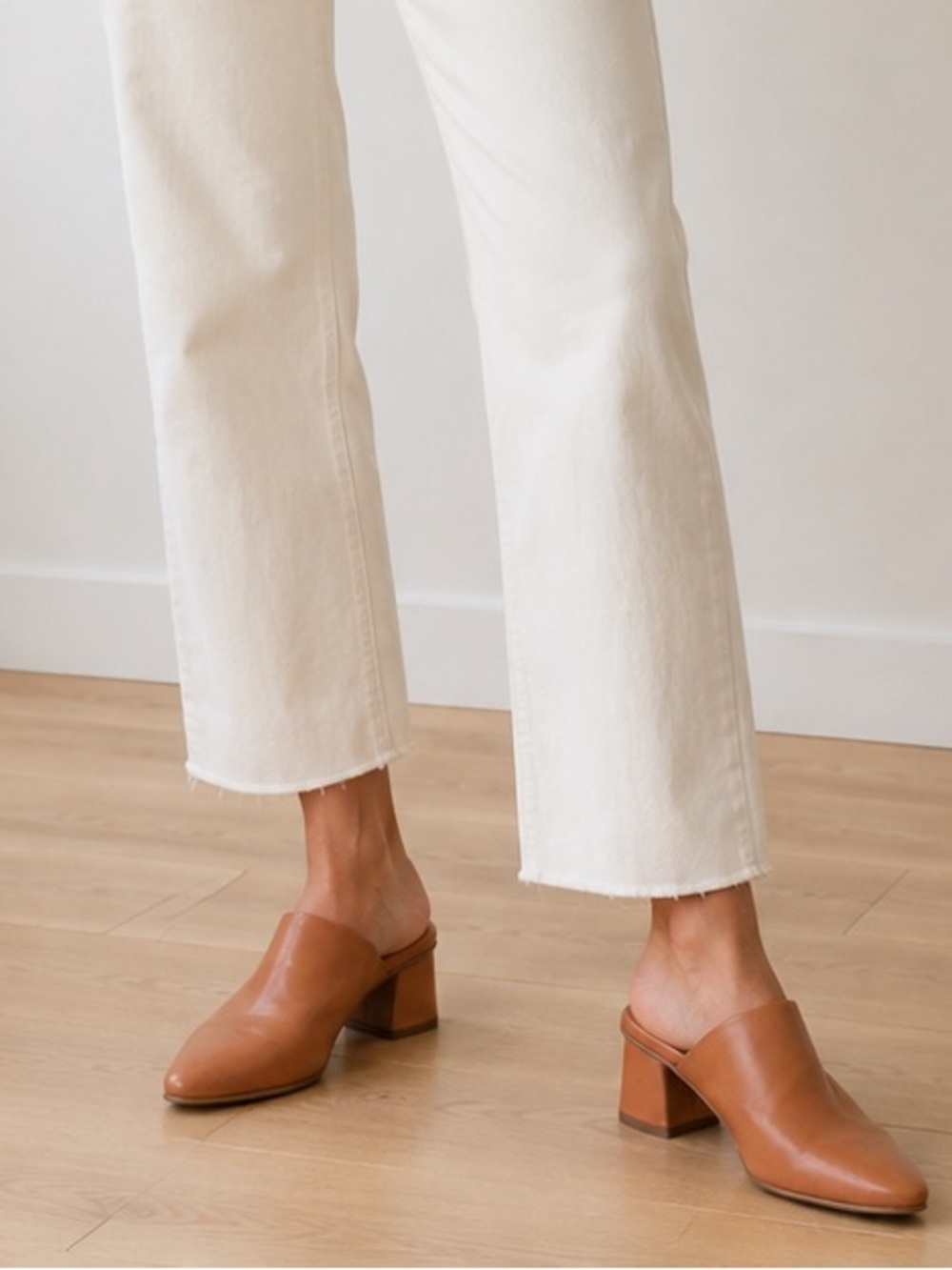Seychelles Muse Tan Leather Pointed Toe Block Heel Mules